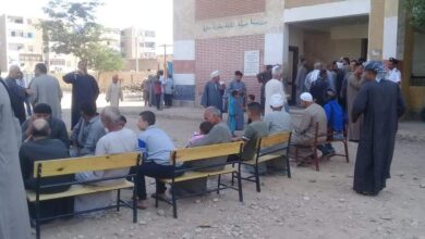 Photo of توقف لجنة في أبوشوشة بمركز أبوتشت بسبب بطاقة دعائية
