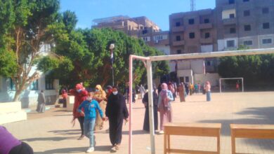 Photo of إقبال الناخبين علي لجنة السلام الثانوية بنين بمدينة قنا