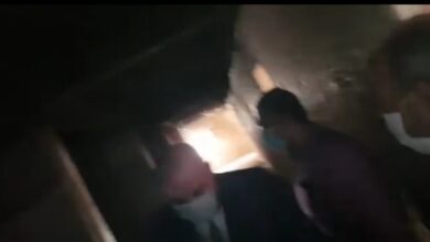 Photo of فيديو..الخفافيش تطارد محافظ قنا داخل مستشفي حجازة التكاملي
