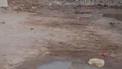Photo of انفجار خط مياه بجوار محول كهرباء يهدد حياة الأطفال بقرية حجازة بحري