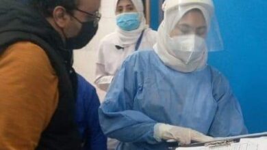 Photo of فريق طبي يتفقد المستشفى العام والحميات بنجع حمادي