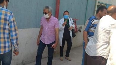 Photo of وكيل وزارة الصحة بقنا يتفقد القافلة الطبية في نجع حمادي