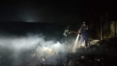 Photo of عاجل.. الحماية المدنية تخمد حريق نشب في مخلفات المدينة الصناعية بقرية الجبلاو.. صور
