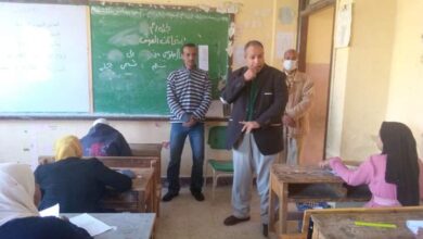 Photo of “مدير تعليمية قوص” يشدد على اتباع الإجراءات الاحترازية بامتحانات الشهادة الإعدادية
