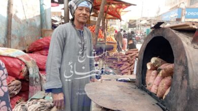 Photo of “كنت ابيعها بقرشين”.. “عم جمال” أشهر بائع بطاطا بفرشوط في قنا: “شغال فيها من 50 عام”