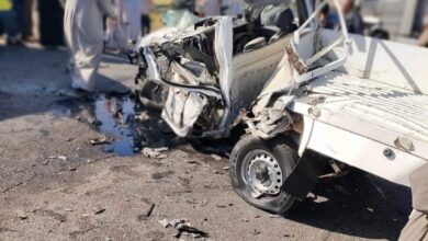 Photo of مصرع وإصابة 2 في حادث تصادم سيارة نقل بتريلا بقنا
