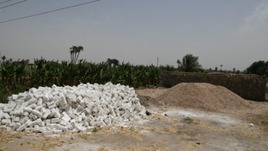 Photo of إزالة ومصادره تشوينات مواد بنائية على أرض زراعية
