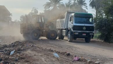 Photo of رفع 60 متر مخلفات وقمامة من شارع المدارس في جراجوس