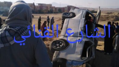 Photo of الصورة الأولى لحادث انقلاب سيارة ميكروباص على الطريق الصحراوي في قنا
