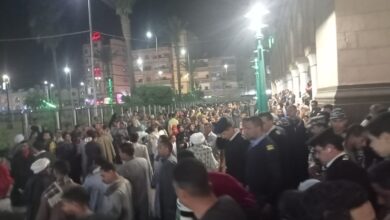 Photo of بـ”الحنة والطبل والمديح”.. الآلاف يحتفلون بالليلة الختامية لمولد سيدي عبدالرحيم القنائي