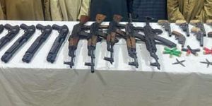 Photo of ضبط 24 متهم بحوزتهم 30 قطعة سلاح في حملة أمنية بفرشوط وأبوتشت